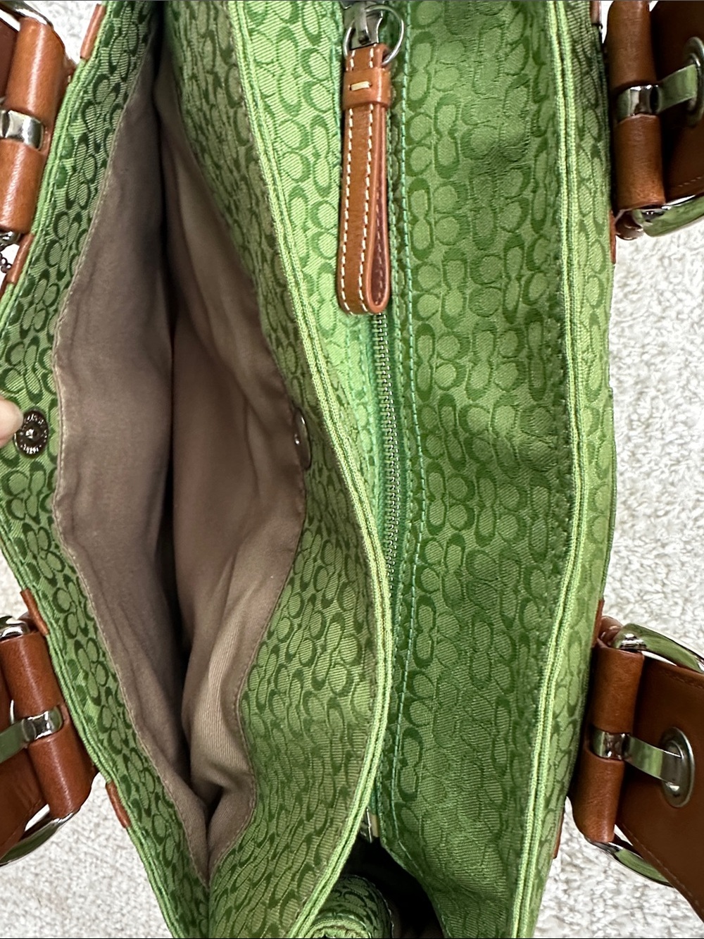 Vintage COACH Y2K Large Soho Signature Jacquard Satchel (Style F10928) - Picture 12 of 16